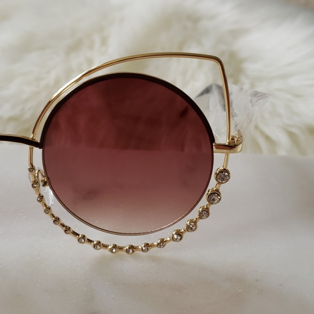 New 🎅 Luxury Rhinestone Cateye Sunglasses - Picture 8 of 8